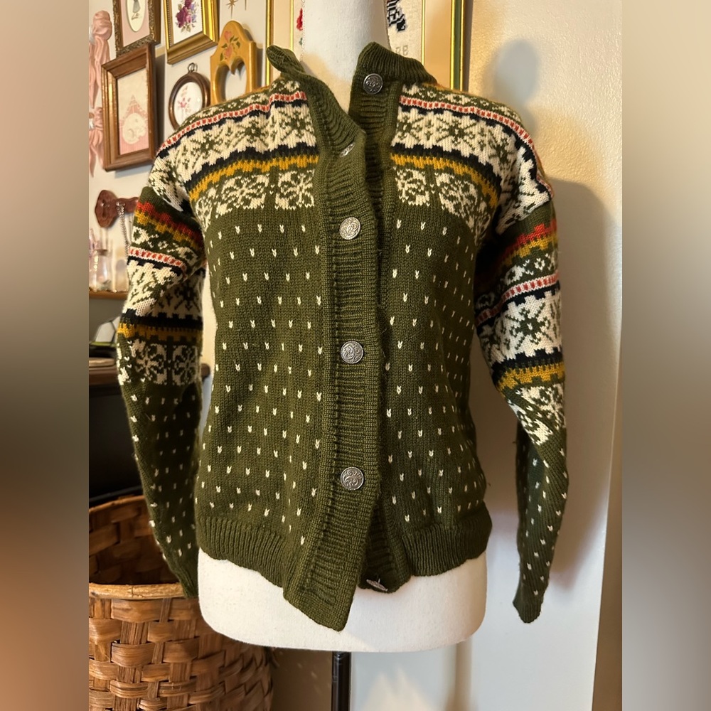 Vintage colorful Norwegian Icelandic inspired wool cardigan